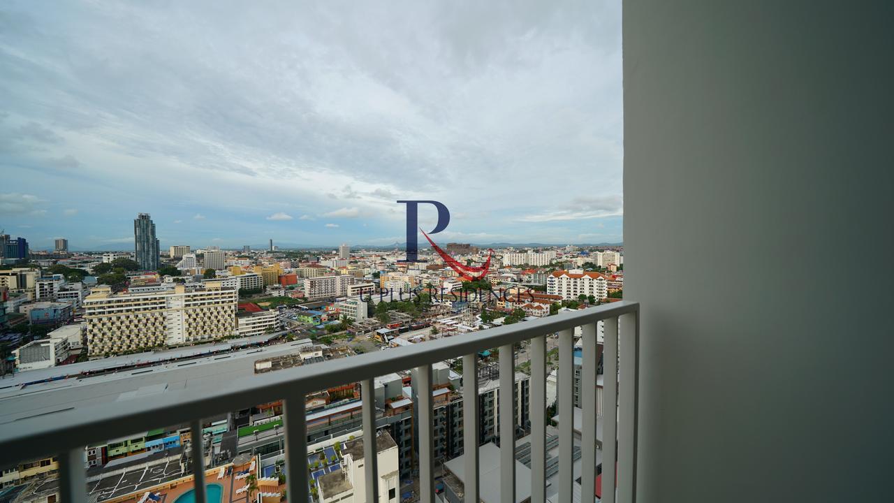 The Base Pattaya Appartement Buitenkant foto