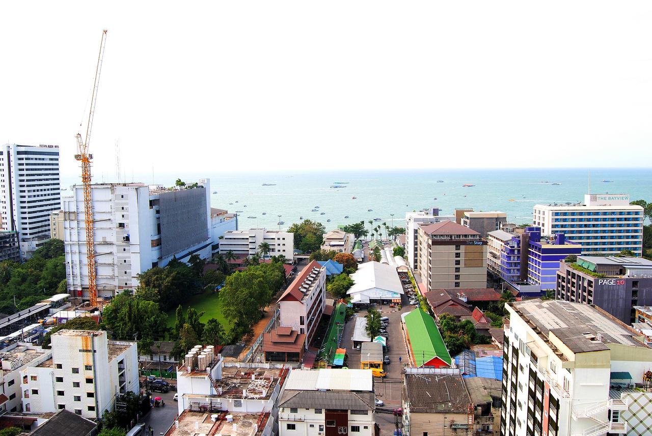 The Base Pattaya Appartement Buitenkant foto
